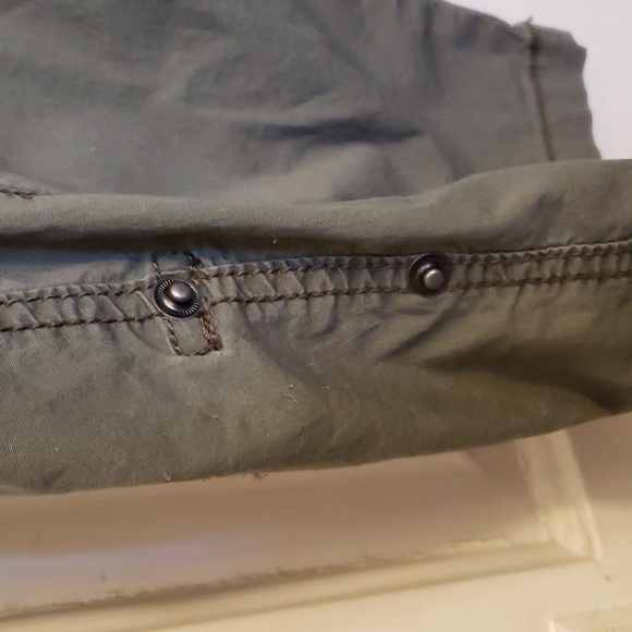 Capris - Picture 2 of 6